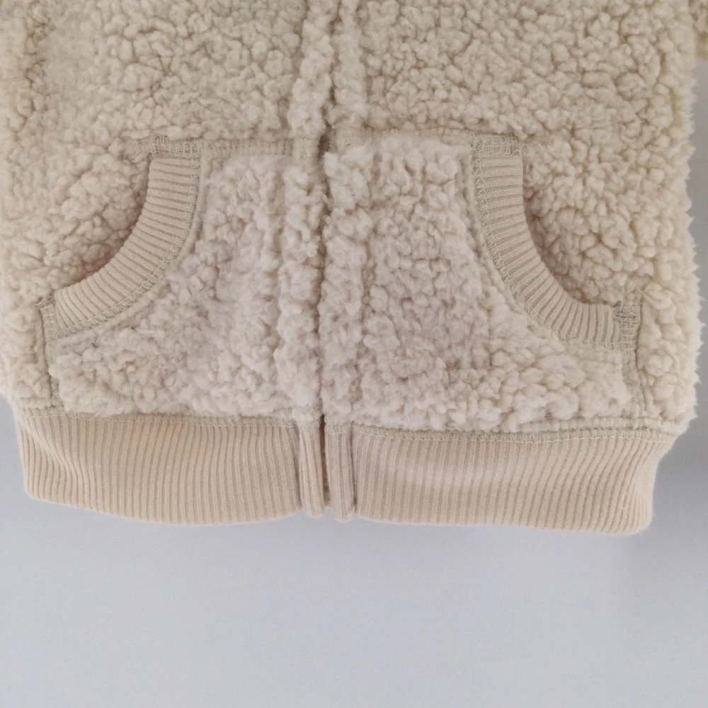 Carter’s‎ tan Teddy bear hooded coat